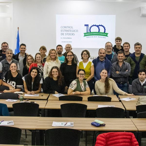 "Control estratégico de stock" a cargo de Silvina Médica — foto 1